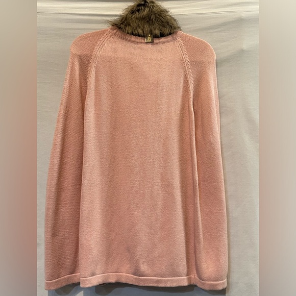 NWOT - IMAN Pullover Cotton/Cashmere Blend Faux Fur Detached Collar Poncho - Picture 3 of 7